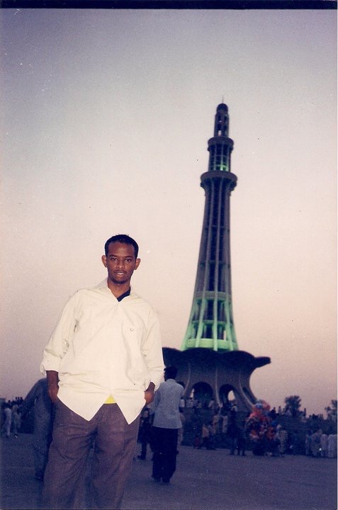 Abdihakim visiting the Minar-e-Pakistan monument in Lahore